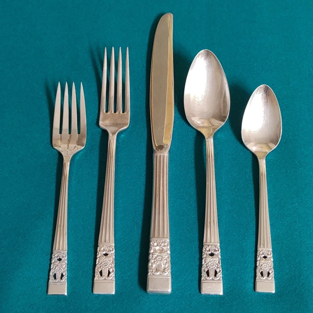 VTG 43 Pcs Coronation Silver Plate Flatware Set 1936 Community